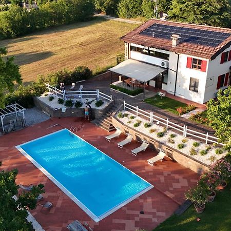 לונאטו Villa Bagnole B&B - Holiday Apartments מראה חיצוני תמונה